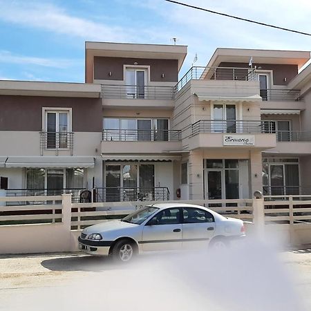 Erosaria Suites Nikiti  Esterno foto