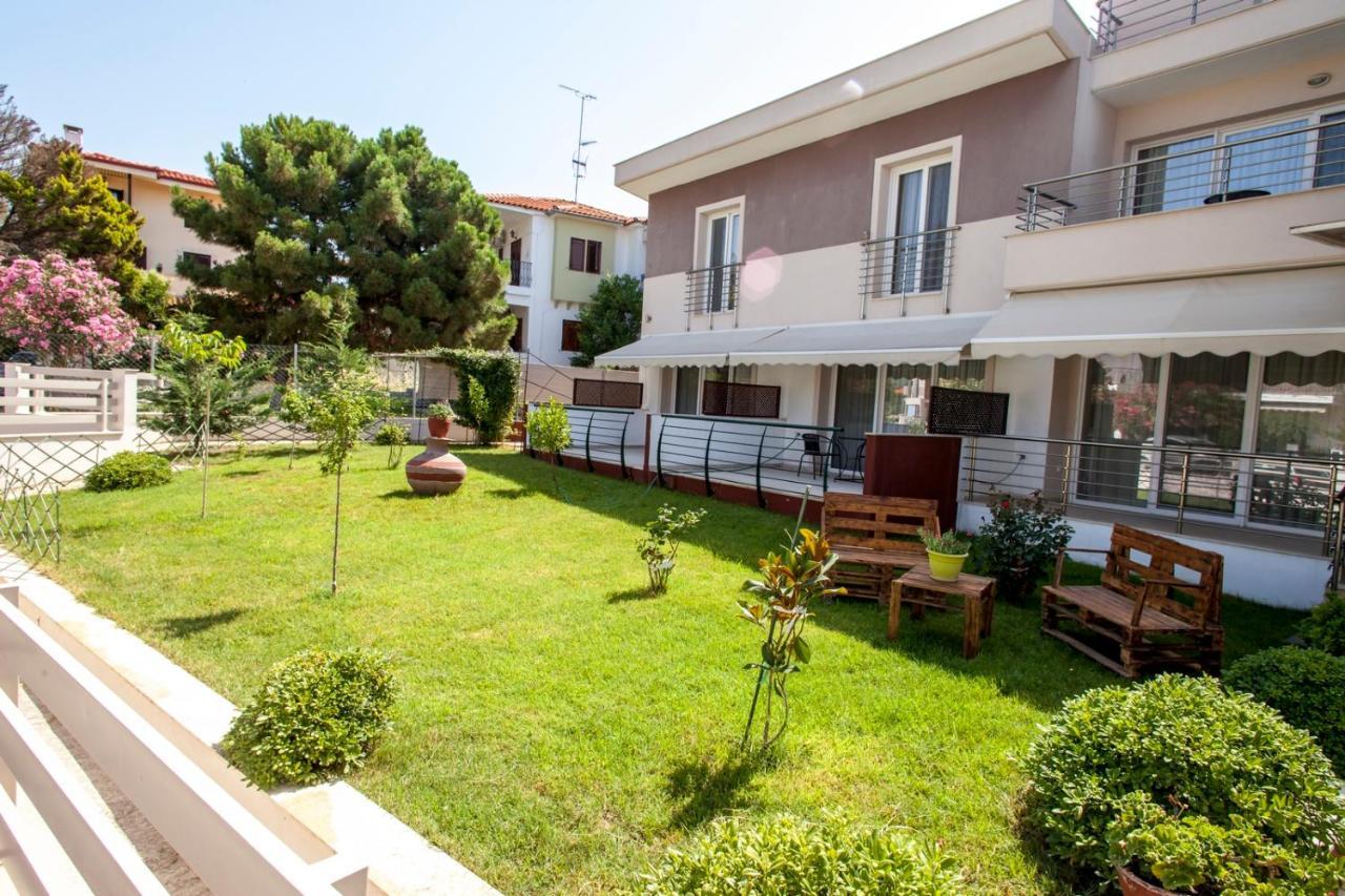 Erosaria Suites Nikiti  Esterno foto