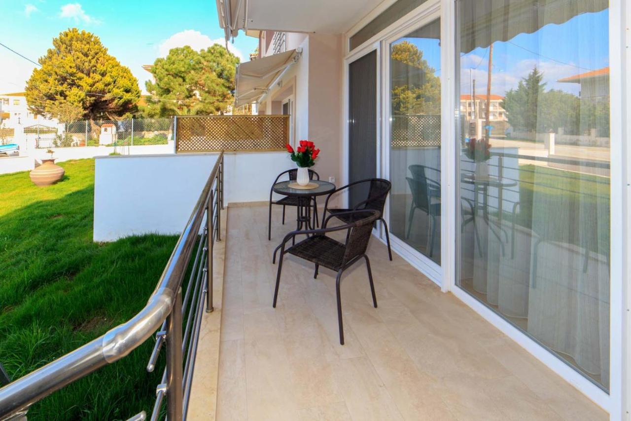 Erosaria Suites Nikiti  Esterno foto
