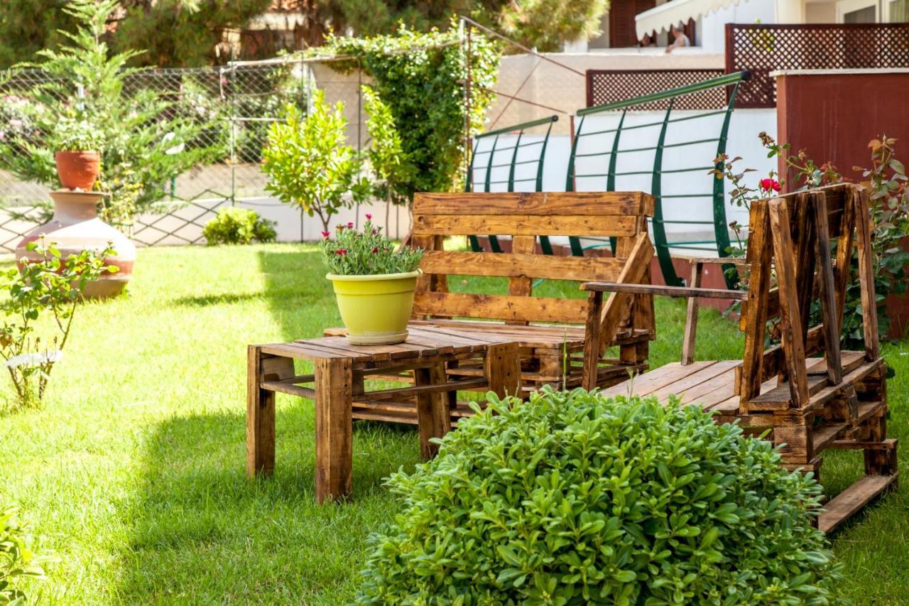 Erosaria Suites Nikiti  Esterno foto