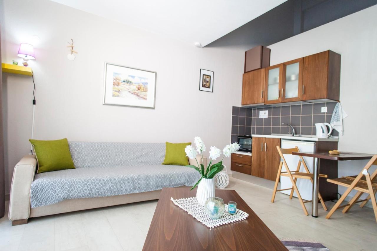 Erosaria Suites Nikiti  Esterno foto