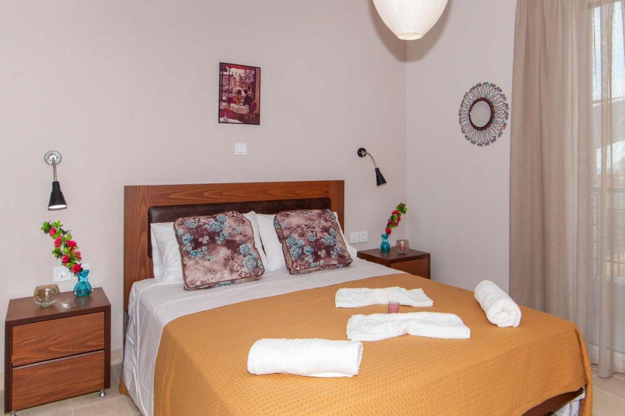 Erosaria Suites Nikiti  Esterno foto