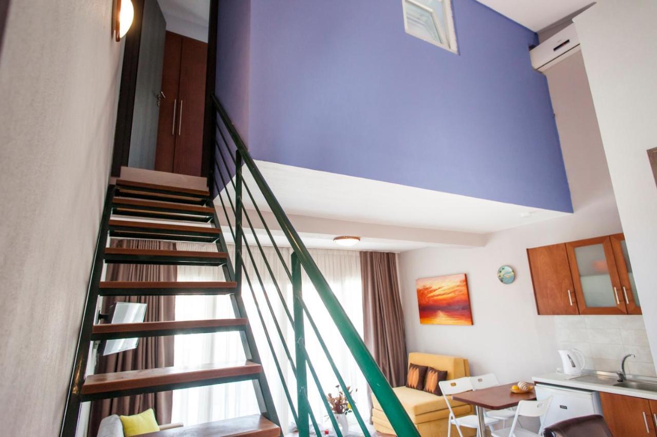 Erosaria Suites Nikiti  Esterno foto