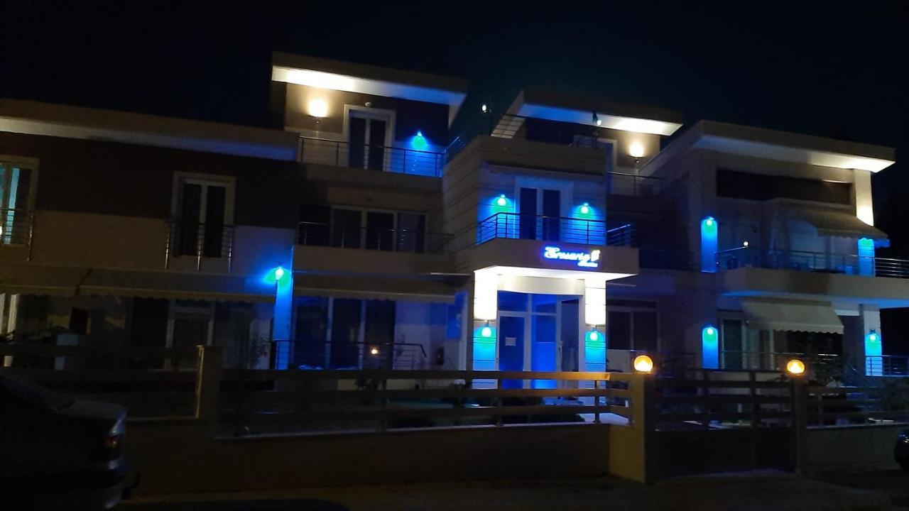 Erosaria Suites Nikiti  Esterno foto